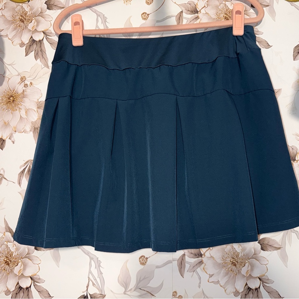 Marika Women’s Navy Pleated Skort